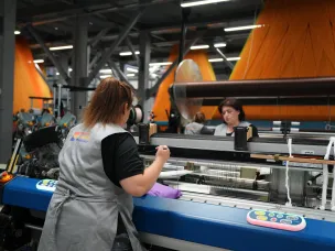 Денис Мантуров принял участие в открытии завода по производству силикагелей и силиказолей в ОЭЗ «Кулибин» в Дзержинске
